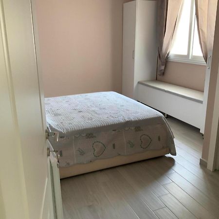 Meri Rooms Vlorë Eksteriør billede